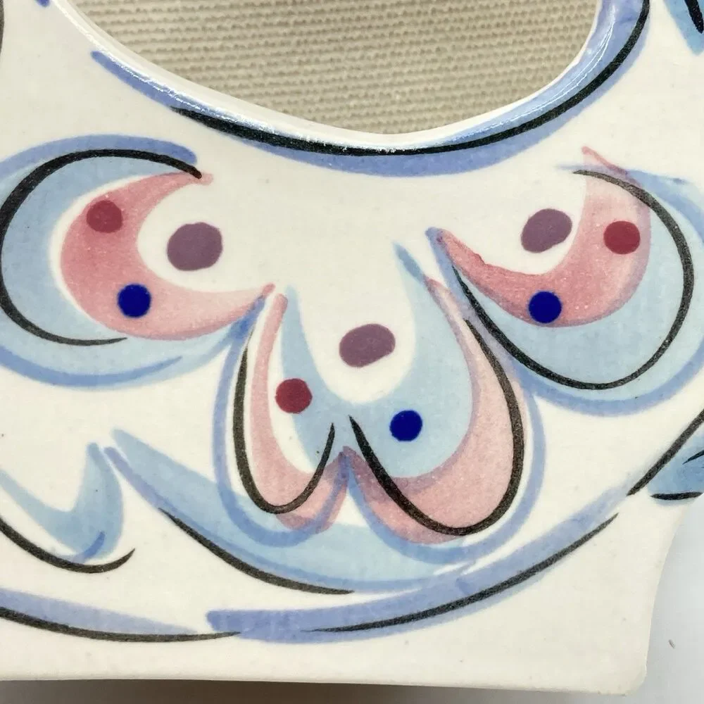 Vtg Hand Painted Ceramic Pastel Fish Napkin Letter Holder Whimsy Kitschy 6